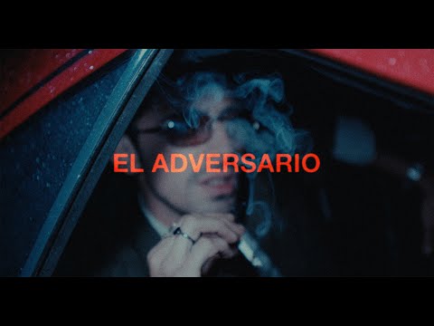 Nicolás y Los Fumadores - El adversario (Video Oficial)
