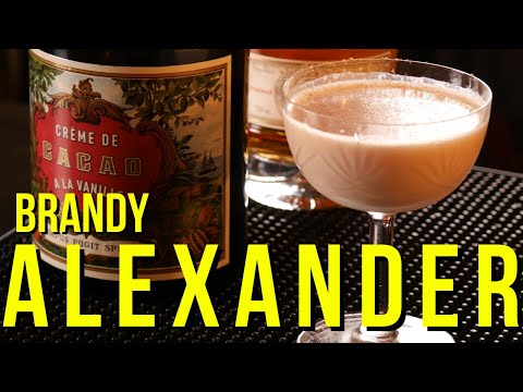 The Brandy ALEXANDER | Cocktails with Chocolate | A must try cocktail