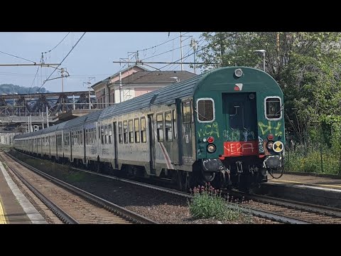Treno del Mare 3097 Milano Porta Garibaldi - La Spezia Centrale in transito a Genova Rivarolo