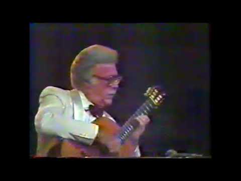 Alexandre Lagoya plays Ponce ( Live )