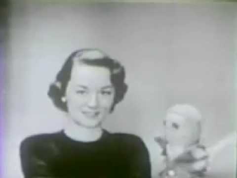 download lagu mp3 mp4 Uncle Mistletoe, download lagu Uncle Mistletoe gratis, unduh video klip Uncle Mistletoe