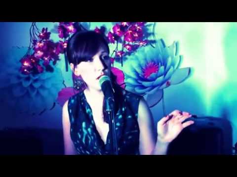 Female Wedding Singers Manchester in the North West - Anika McDonald