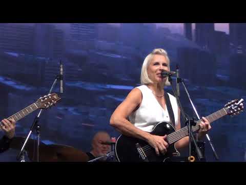 Алена Свиридова - Розовый фламинго Live 2026\Alena Sviridova - Pink Flamingo