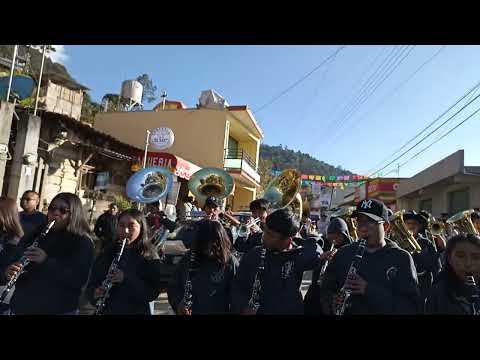 LA BANDA DE SAN PEDRO Y SAN PABLO AYUTLA, EN EL RECIBIMIENTO DE LA BANDA DE ZACATEPEC MIXE.