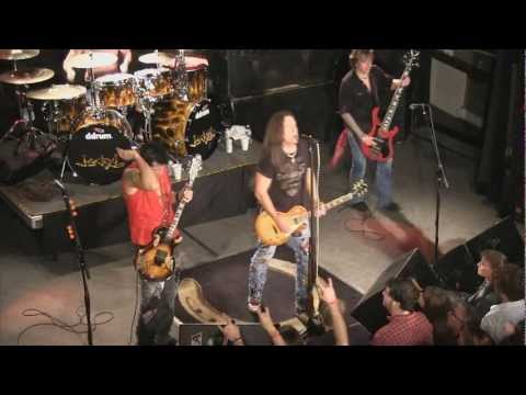 download lagu mp3 mp4 Jackyl Secret Of The Bottle Live, download lagu Jackyl Secret Of The Bottle Live gratis, unduh video klip Jackyl Secret Of The Bottle Live