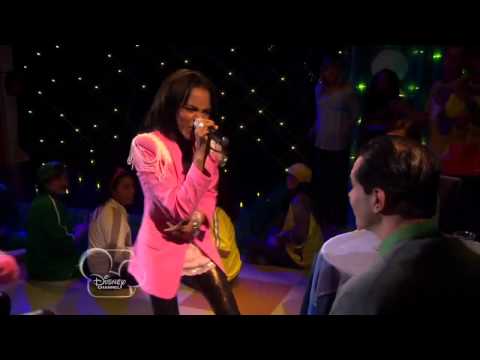 China Anne McClain - Dna [Perfomance] [Feat. Zendaya] (From Ant Farm)