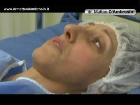 Mascheri un film per la persona da punti neri con gelatina Bagno di maschera sulla persona
