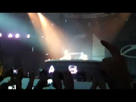 Armin Van Buuren @ ASOT500, Den Bosch - Intro + Ørjan Nilsen - The Mule
