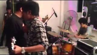 Restless LIVE at War On Stage