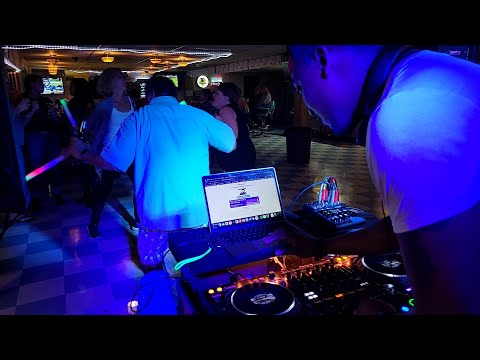 DJ Moefya video.