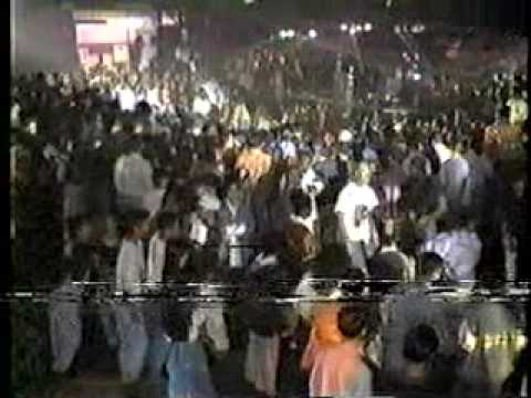 DJ EXTRAVAGANZA 1992 - Big Crowd Shot