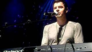 Jordan Knight live Broken by you