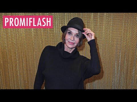 Video Thumbnail: Anouschka Renzi hat eine gute "Promis unter Palmen"-Gage