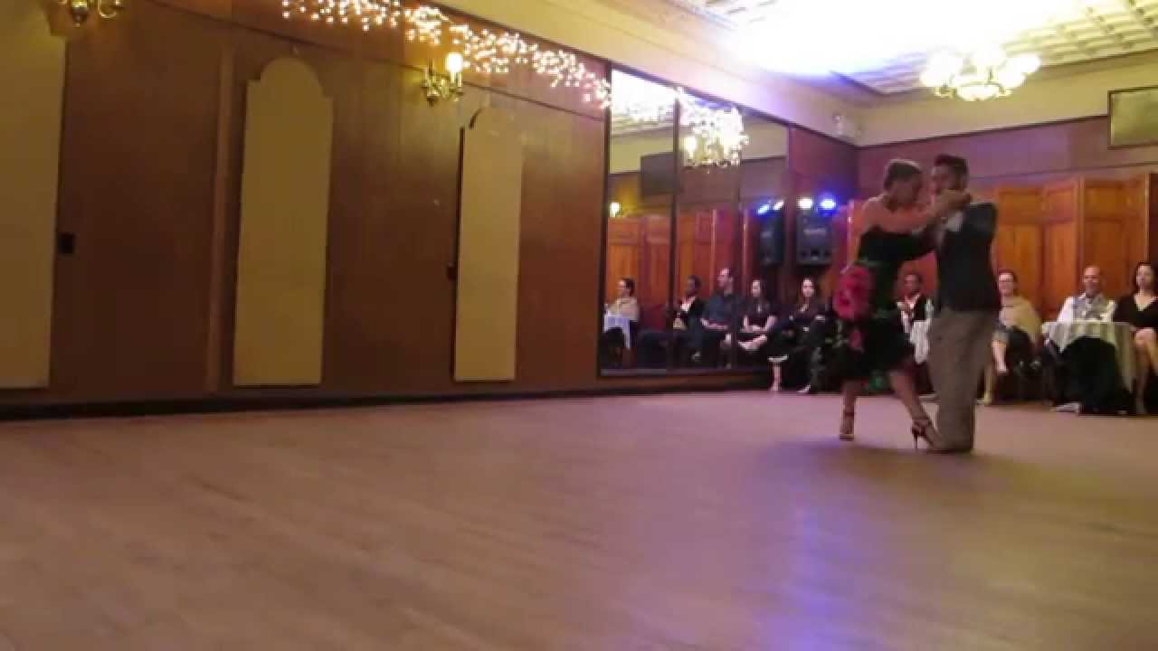 Virginia Pandolfi & Jonatan Aguero .especial performance @ La Milonga Rosa 04/24/2015