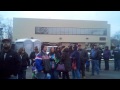 Hundreds Of People Waiting For Charlie S Hot Dogs