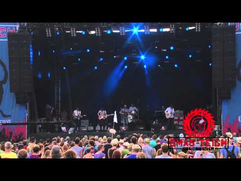 Young Rebel Set Live - Lion's Mouth - Live at Omas Teich - Track 1 of 10