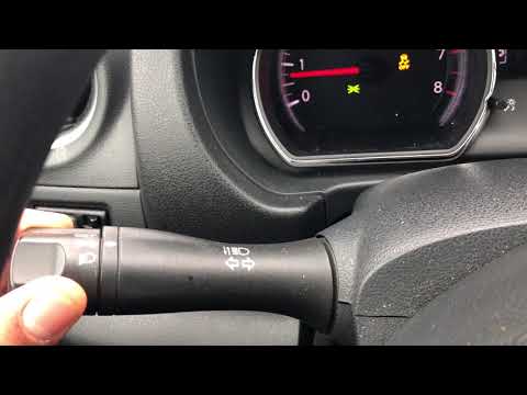 TURN HEADLIGHTS ON/OFF - NISSAN VERSA - HOW TO
