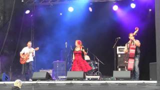 Saturn Girl & the Toneheroes, Got alot of rythm in my soul (Patsy Cline), Ydre Countryfestival