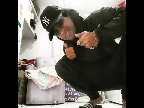 SUPER CHOQUE Mc - vocês falam demais (prod.HitHead)                   #HitHead #superchoque