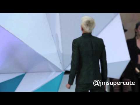 Wooyoung- 2NITE (Debut stage Mnet 20s Choice)