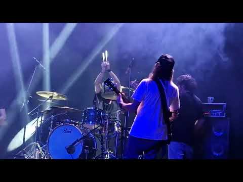 Chapa Y Bandera - Cielo Razzo
