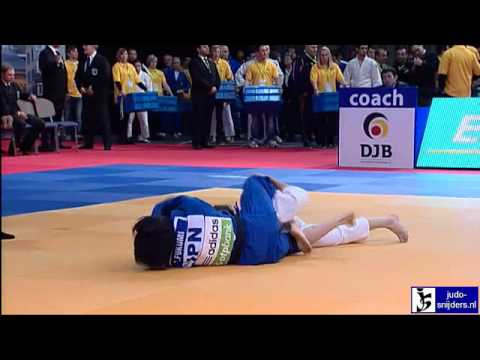 Judo 2010 Grand Prix Dusseldorf: Tomoko Fukumi (JPN) - Theresa Deirmeier (GER) [-48kg].