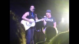 Skillet with Michael Barnes from Red- Enter Sandman (acoustic cover) Scranton PA 4-15-10