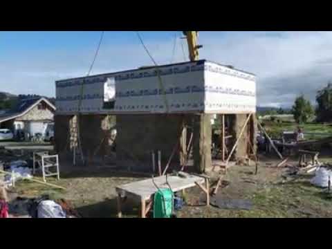 Strawbale House: Timelapse of first floor crane lift