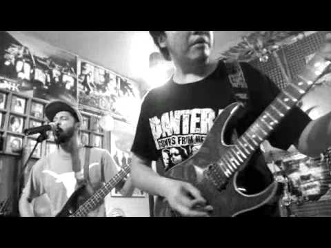 AKHIR - Head The Diamond-Thank You (live at Proud To Be Loud, Lumbung Padi)