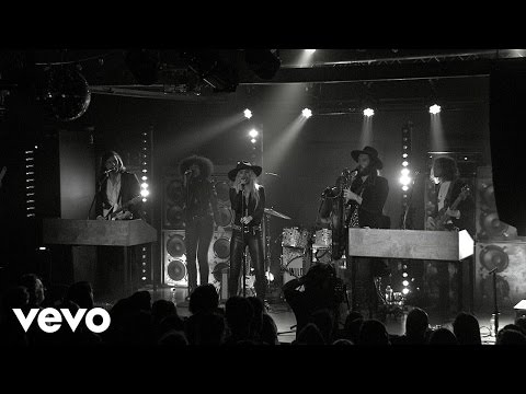 Mississippi River - Wild Belle