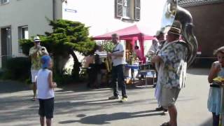 Brassel Conga Köln Mauenheim St. Quintus Gemeindefest, 9.9.2012.flv