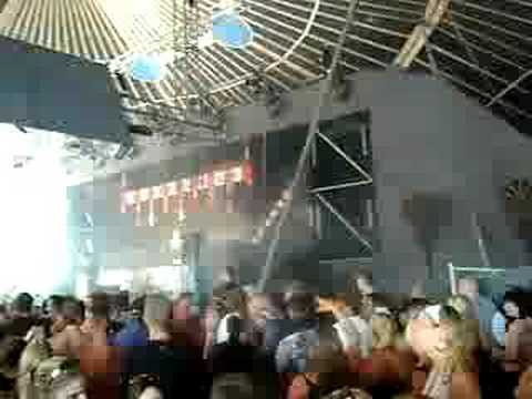 DECIBEL OUTDOOR 2008 - MAD DOG vs THA PLAYAH I would stay Mash Up