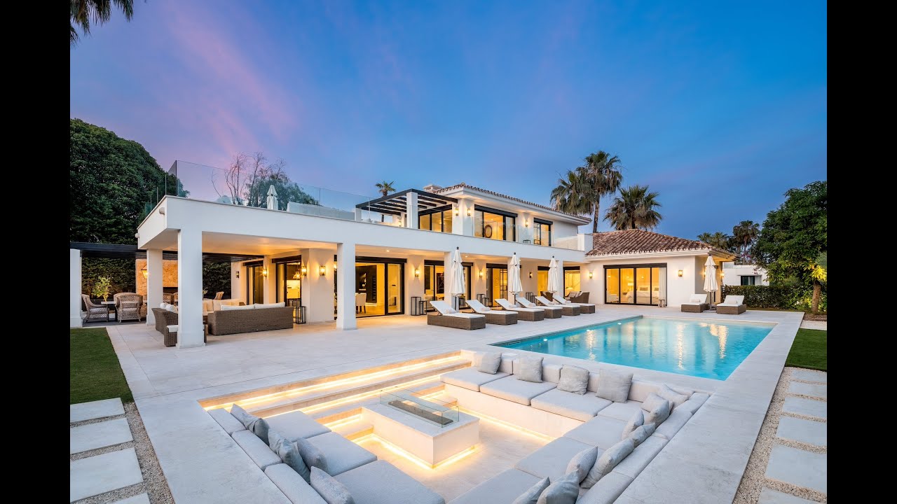 Villa de luxe dans la vallée du golf avec vue panoramique à vendre à Nueva Andalucia, Marbella