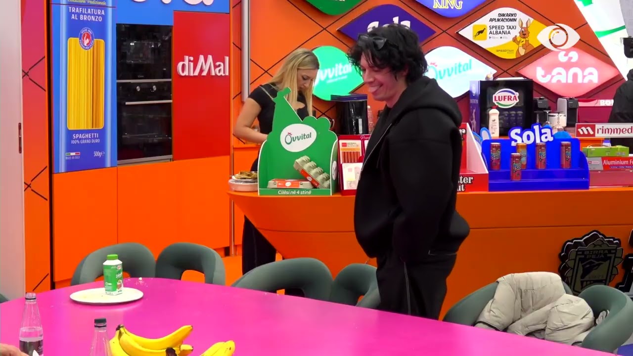 Lorna ta kuptoi ty karakterin/ Mal bisedon me Mirin: Do me hy në lojë ti