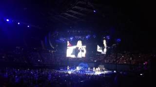Trisha Yearwood &quot;Over the Rainbow&quot; live at the LA Forum