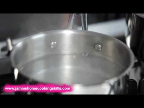 What is boiling? what is simmering? - Jamie Oliver's Home Cooking Skills