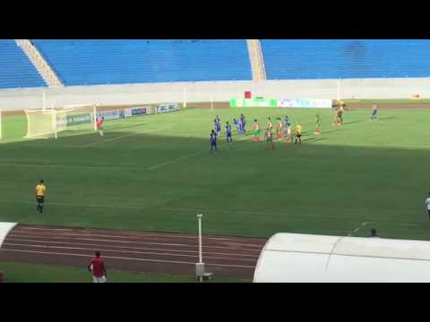 Gol do Iraty contra a Portuguesa