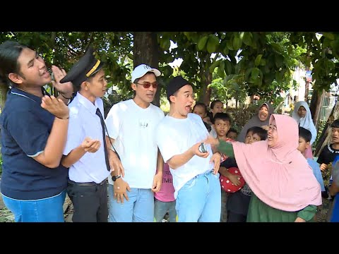 Mau Wawancara Emak-emak, Eh Anwar Malah Dicubit (4/4) - SIAP BOS!!!