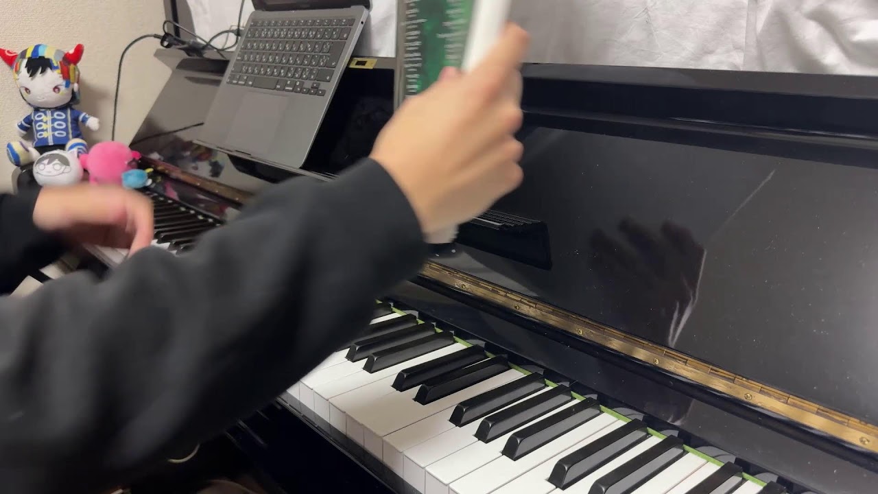 なんか弾いたりする配信