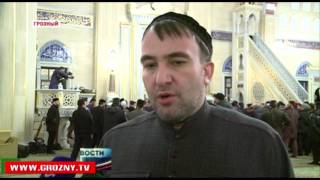 Мусульмане празднуют наступление священного месяца Раби-уль-Авваль