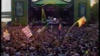 Midnight Oil, &quot;Beds Are Burning&quot; (live at the Hultsfred festival 1994)