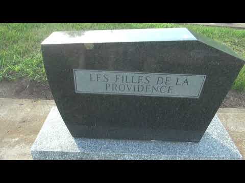 download lagu mp3 mp4 St Louis Graveyard, download lagu St Louis Graveyard gratis, unduh video klip St Louis Graveyard