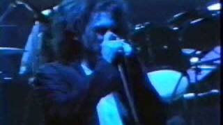 THE CURE - HANGING GARDEN (LIVE &#39;85)
