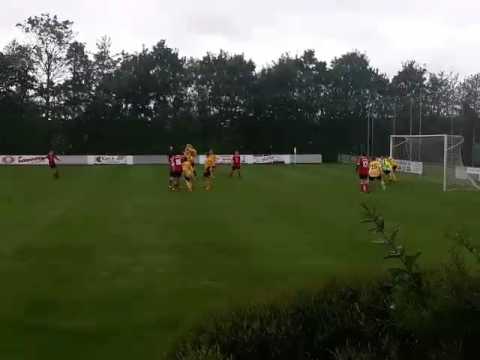 Schöner Freistoß durch Noah P.! Leider gg. den Tabellenletzten!