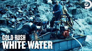 Dredge Threatened by Storm Surge | Gold Rush: White Water | Discovery