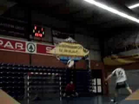 The Pixels - ZVV Domino Diest.wmv