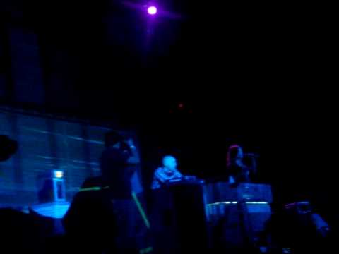 FRANCIS DAVILA Y ESTEFANI BROLO 2010