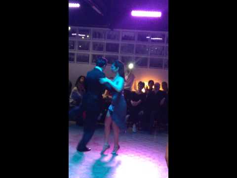 Roberta Beccarini y Pablo Moyano exhibition en Zotto Tango Academy Capodanno 2014