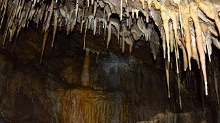 preview picture of video 'Csodabogyós barlang, Balatonederics - Dripstone cave in Hungary'