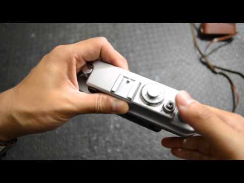 Demonstration of shutter operation of Zorki 4 camera